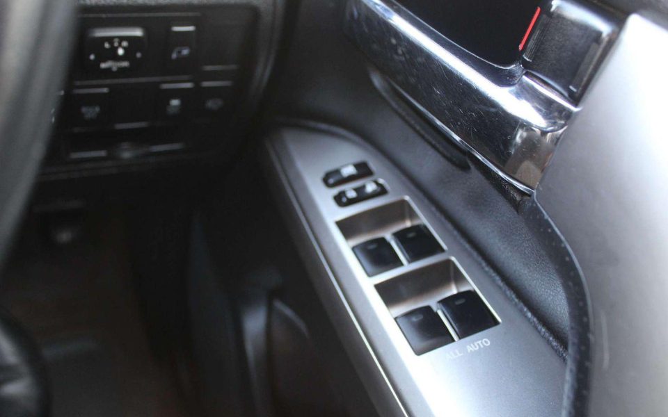 2015 Toyota Landcruiser VX