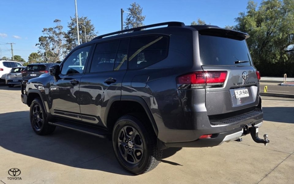 2022 Toyota Landcruiser GR Sport