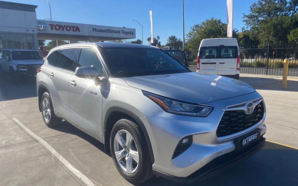 2022 Toyota Kluger Hybrid GX AWD