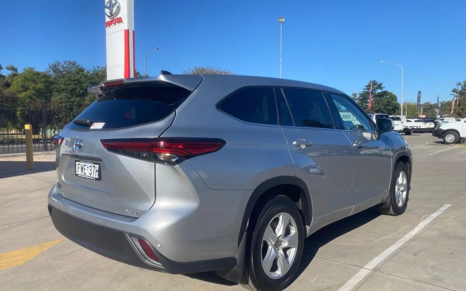 2022 Toyota Kluger Hybrid GX AWD