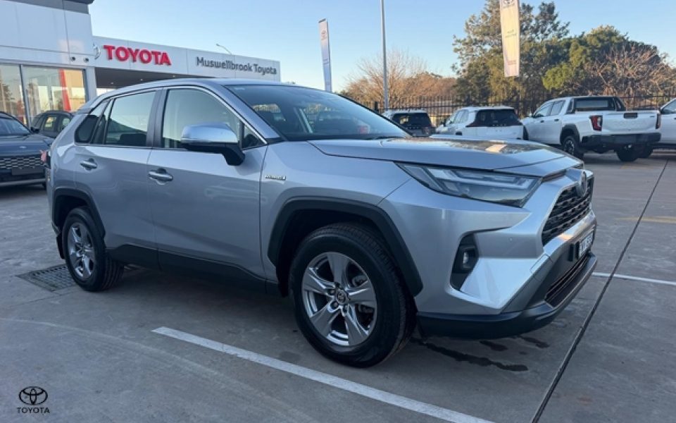 2022 Toyota RAV4 GX