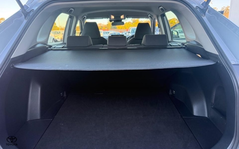 2022 Toyota RAV4 GX