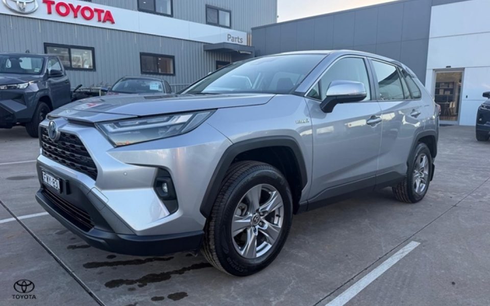 2022 Toyota RAV4 GX