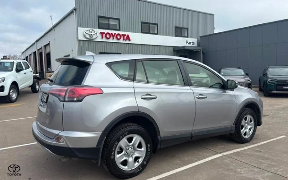 2017 Toyota RAV4 GX