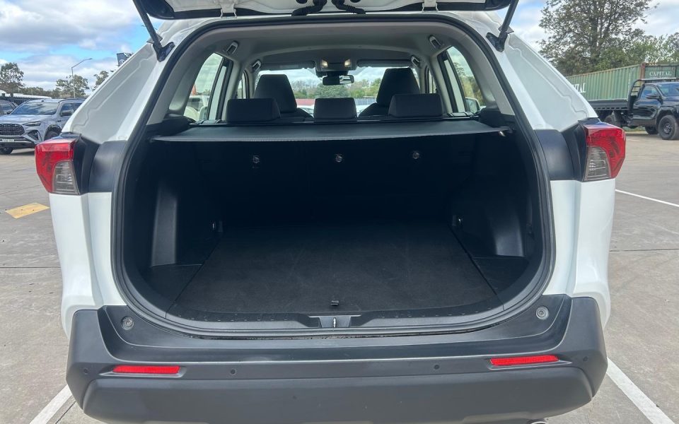 2022 Toyota RAV4 Hybrid GX-2WD