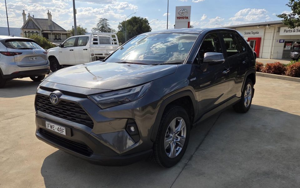 2022 Toyota RAV4 GX-2WD