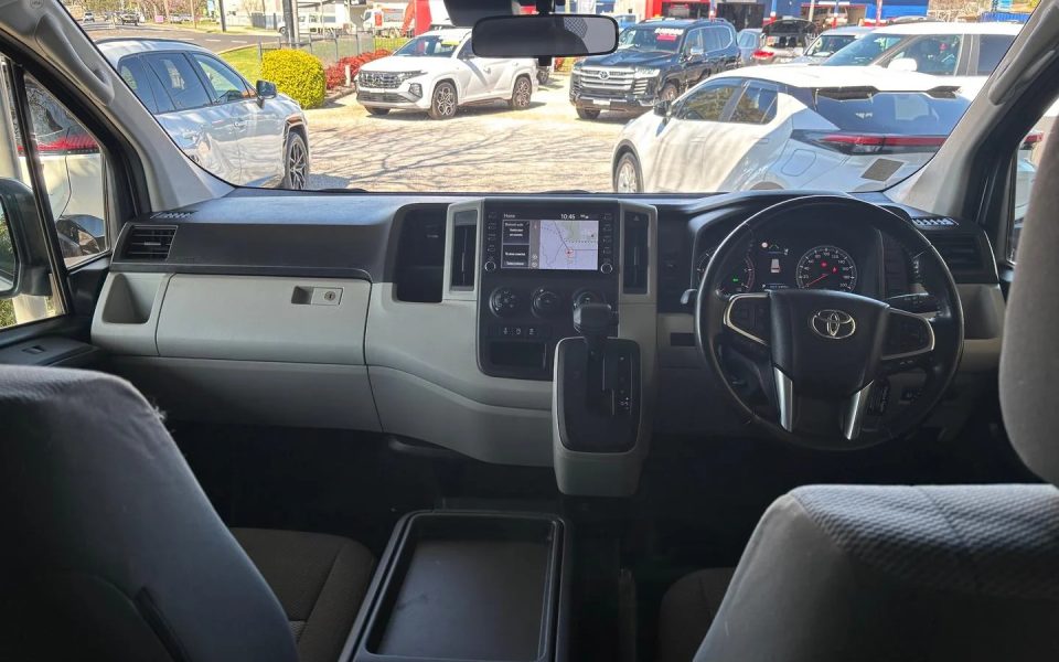 2022 Toyota Hiace LWB