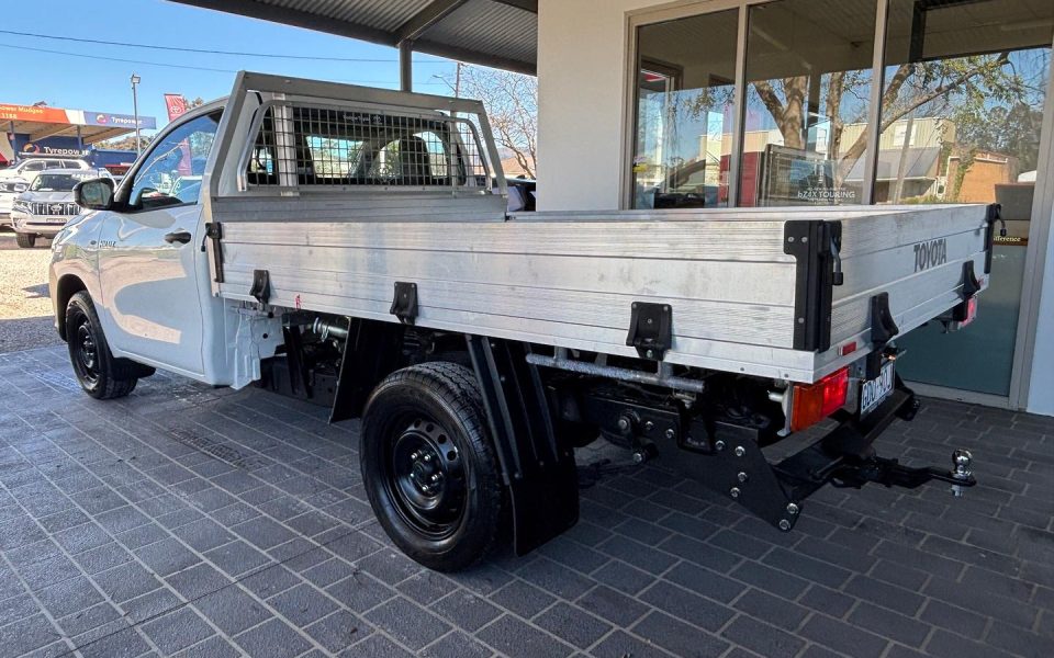 2021 Toyota Hilux 4x2 Workmate