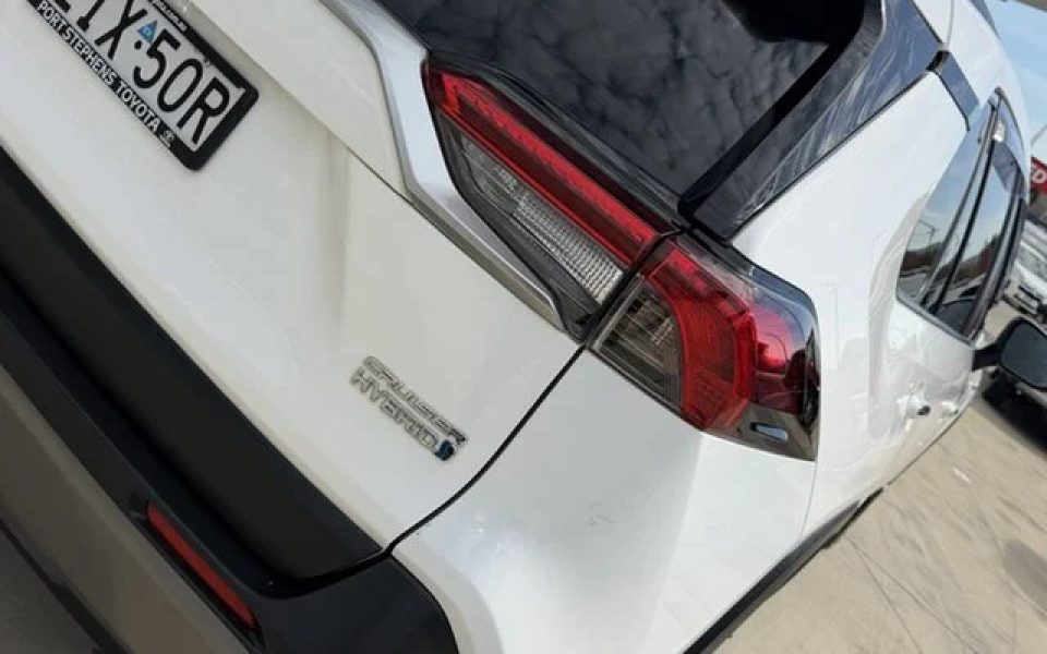 2020 Toyota RAV4 Hybrid Cruiser-AWD