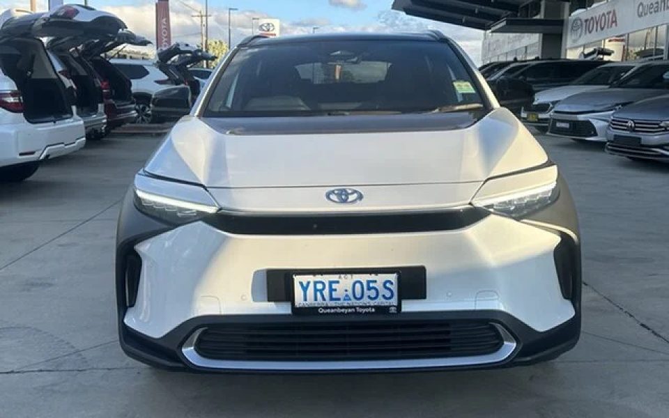 2024 Toyota bZ4x Standard AWD