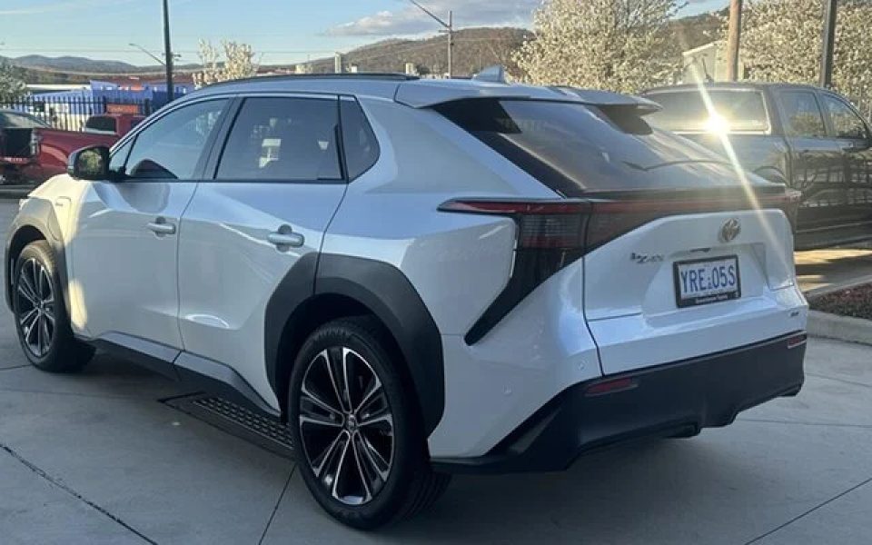 2024 Toyota bZ4x Standard AWD