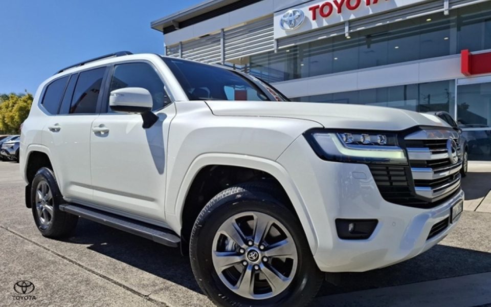 2026 Toyota Landcruiser VX