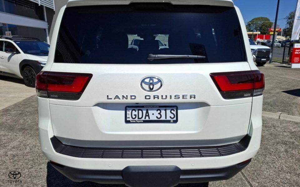 2026 Toyota Landcruiser VX
