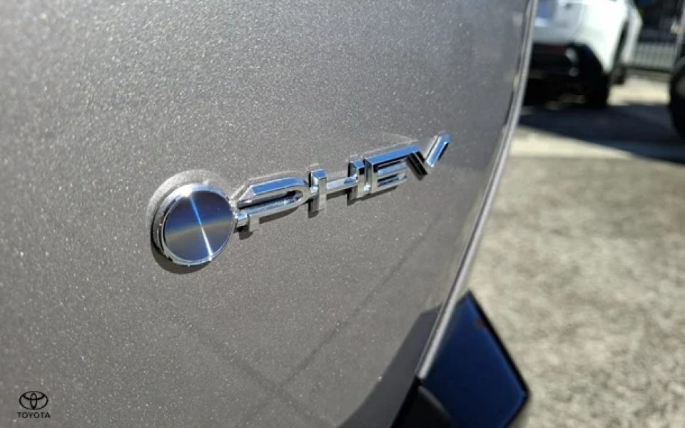 2026 Toyota RAV4 XSE