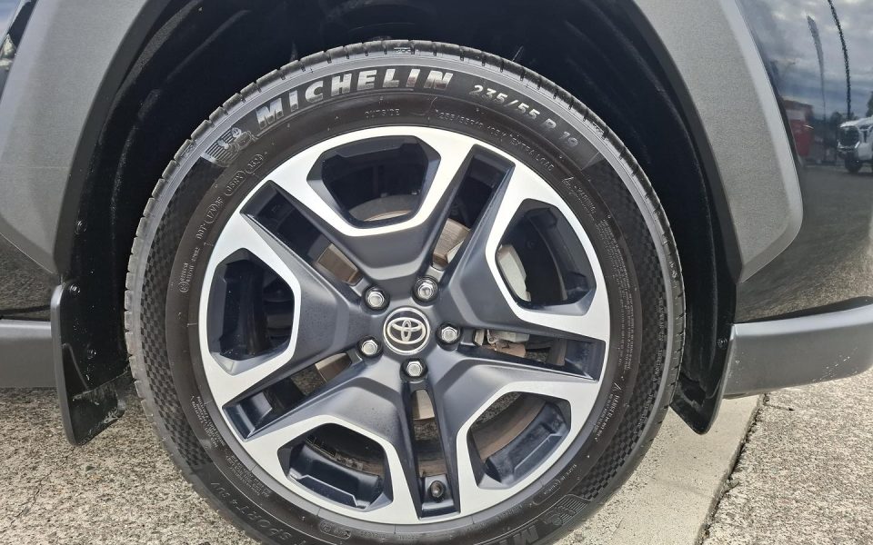 2020 Toyota RAV4 Edge AWD