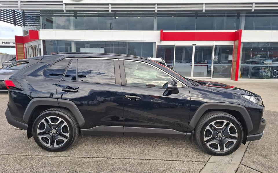2020 Toyota RAV4 Edge AWD