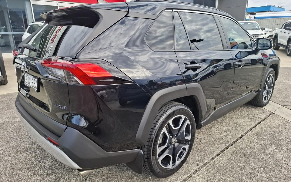 2020 Toyota RAV4 Edge AWD