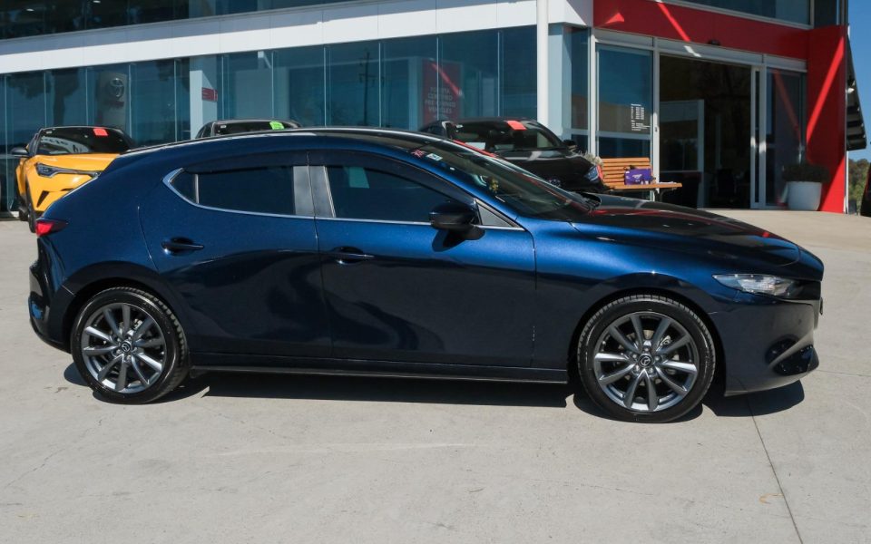 2023 MAZDA MAZDA3 G20 Evolve