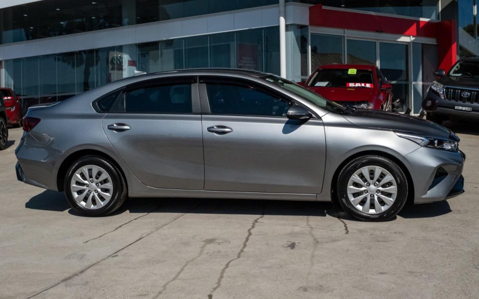 2024 KIA CERATO S