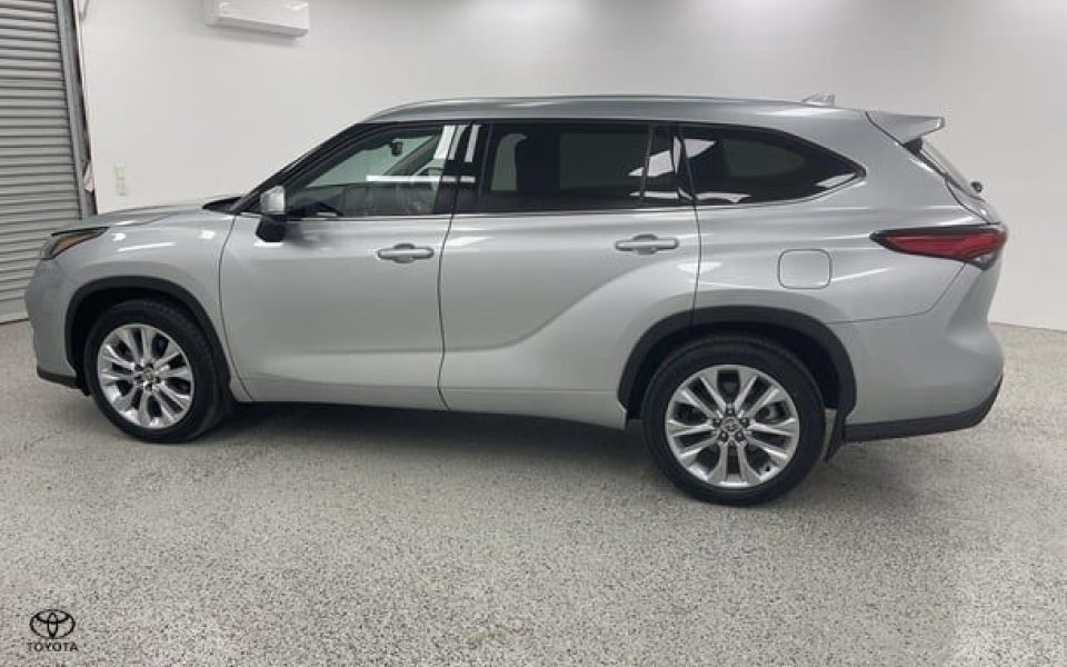 2021 Toyota Kluger Grande