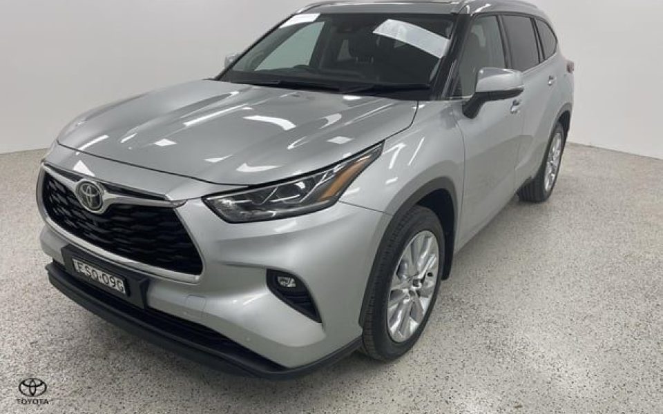 2021 Toyota Kluger Grande