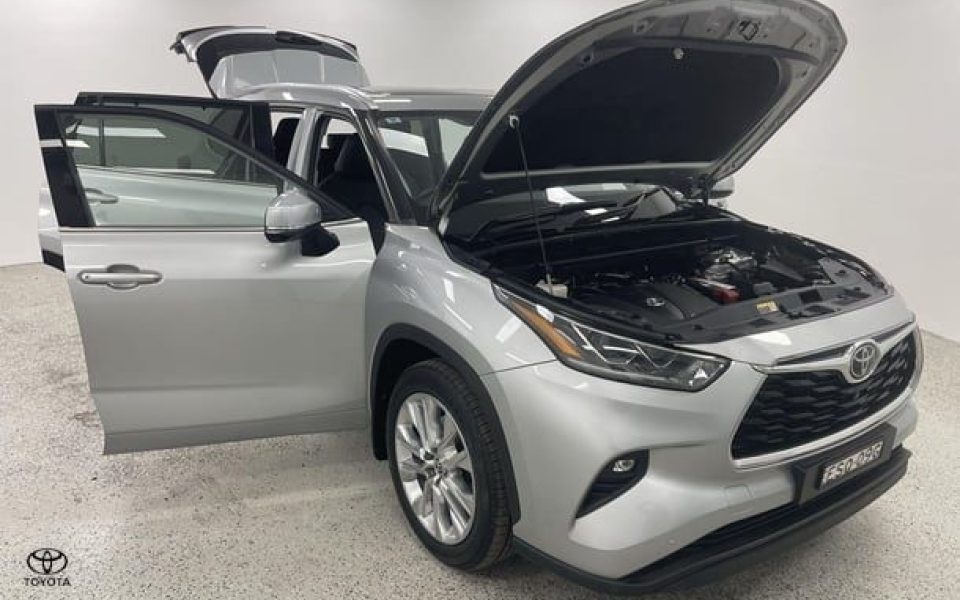 2021 Toyota Kluger Grande