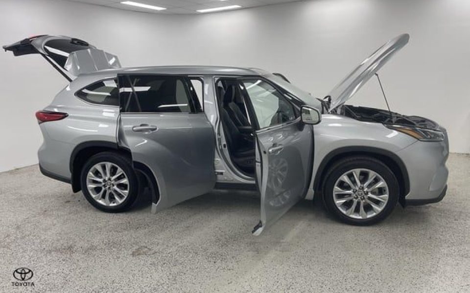 2021 Toyota Kluger Grande