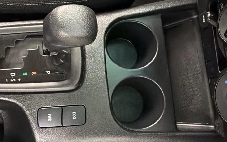 2025 Toyota Hilux 4x4 SR