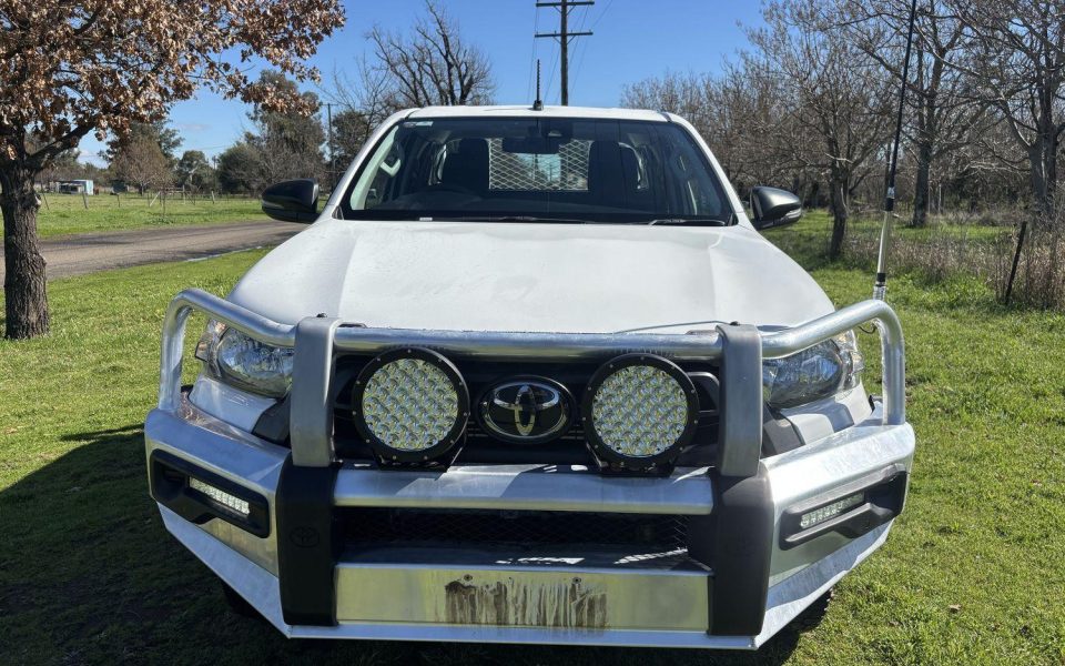 2021 Toyota Hilux SR