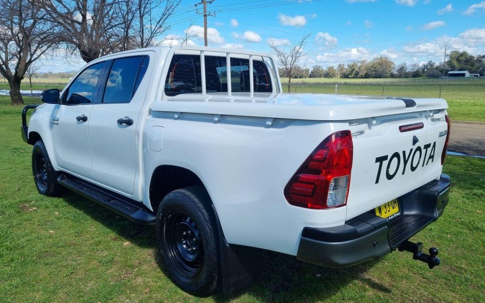 2019 Toyota Hilux 4x4 SR