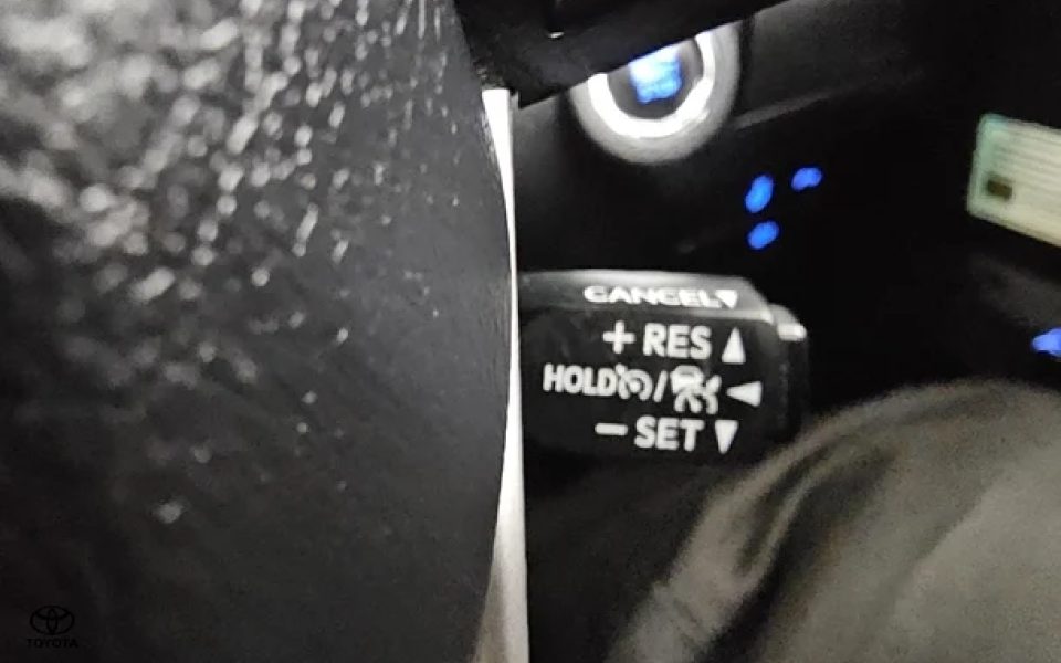 2021 Toyota Hilux SR5