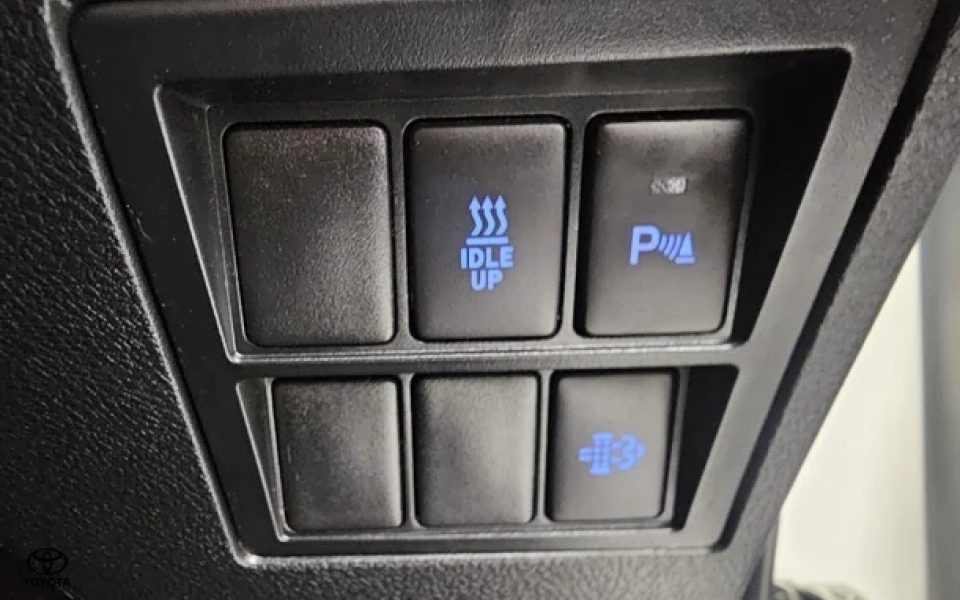2021 Toyota Hilux SR5