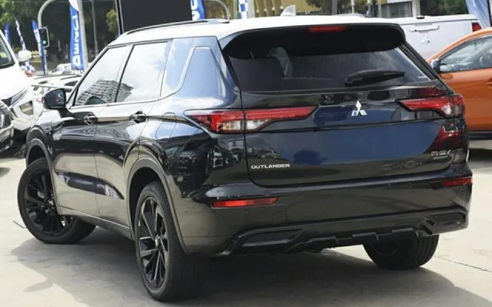 2025 Mitsubishi Outlander ZM MY24 PHEV AWD GSR Black Diamond 1 Speed Automatic Wagon Hybrid