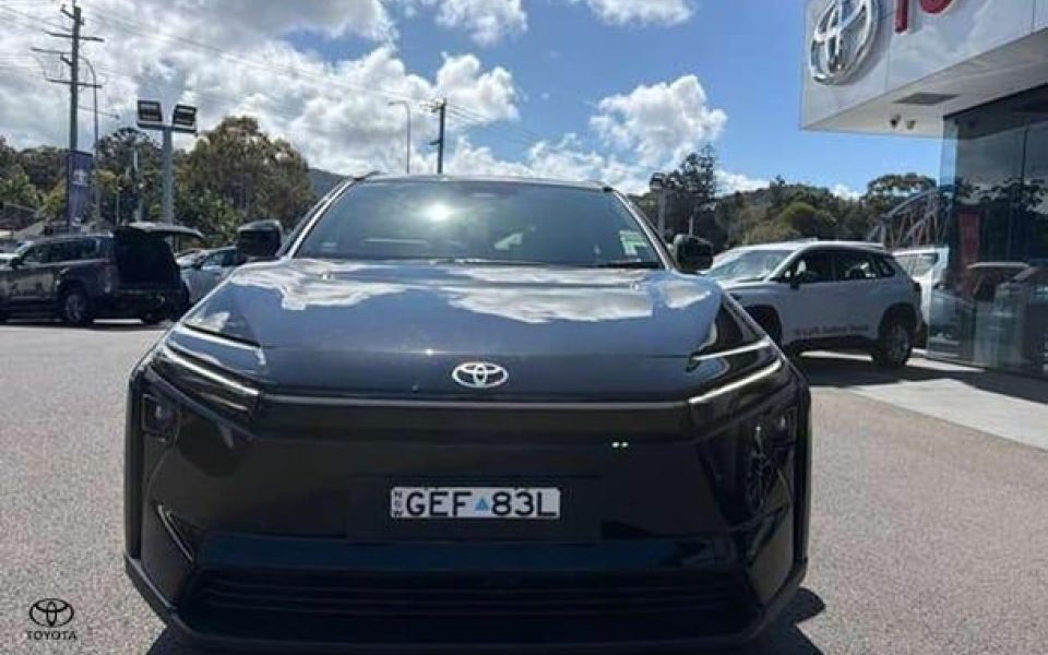 2026 Toyota bZ4X Base