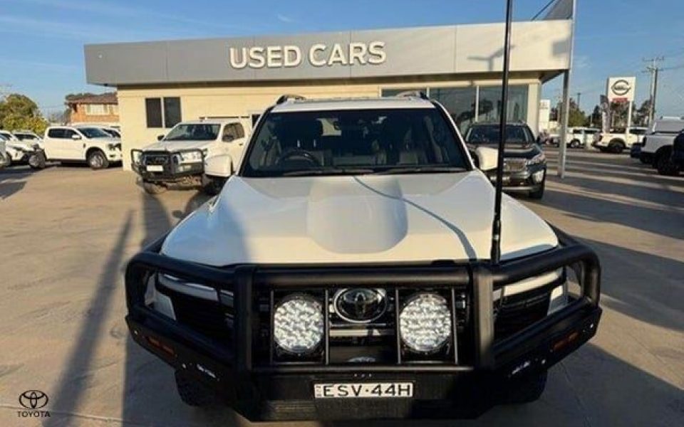 2022 Toyota Landcruiser VX