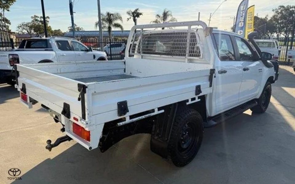 2020 Toyota Hilux SR