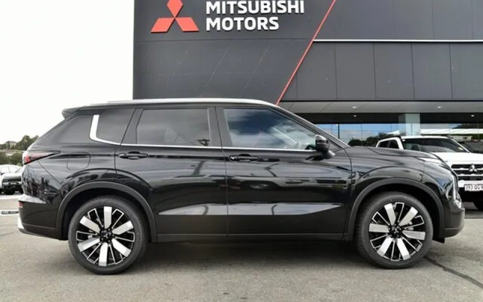 2025 Mitsubishi Outlander ZM MY25 Aspire 2WD Black Diamond 8 Speed Constant Variable Wagon