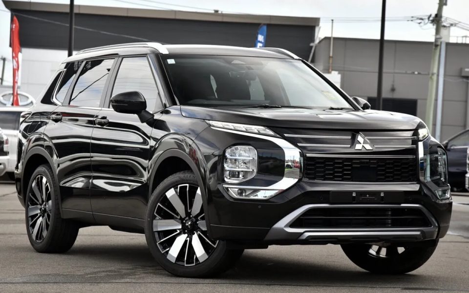 2025 Mitsubishi Outlander ZM MY25 Aspire 2WD Black Diamond 8 Speed Constant Variable Wagon