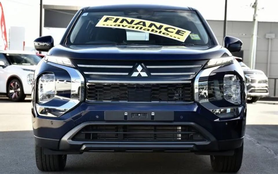 2025 Mitsubishi Outlander ZM MY25 ES 2WD Cosmic Blue 8 Speed Constant Variable Wagon