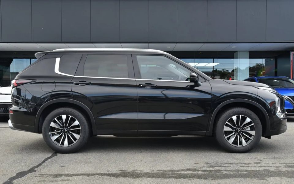 2025 Mitsubishi Outlander ZM MY25 LS AWD Black Diamond 8 Speed Constant Variable Wagon