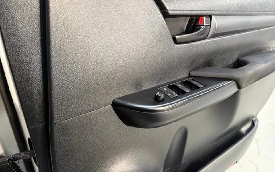 2021 Toyota Hilux SR