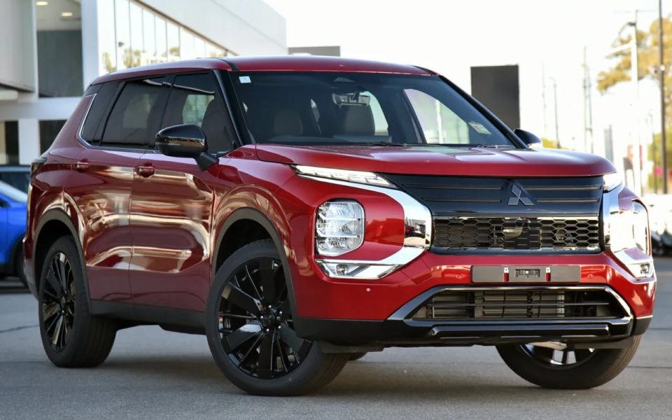 2026 Mitsubishi Outlander ZM MY26 Black Edition 2WD Red Diamond 8 Speed Constant Variable Wagon