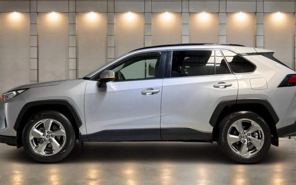 2020 Toyota RAV4 GXL-2WD