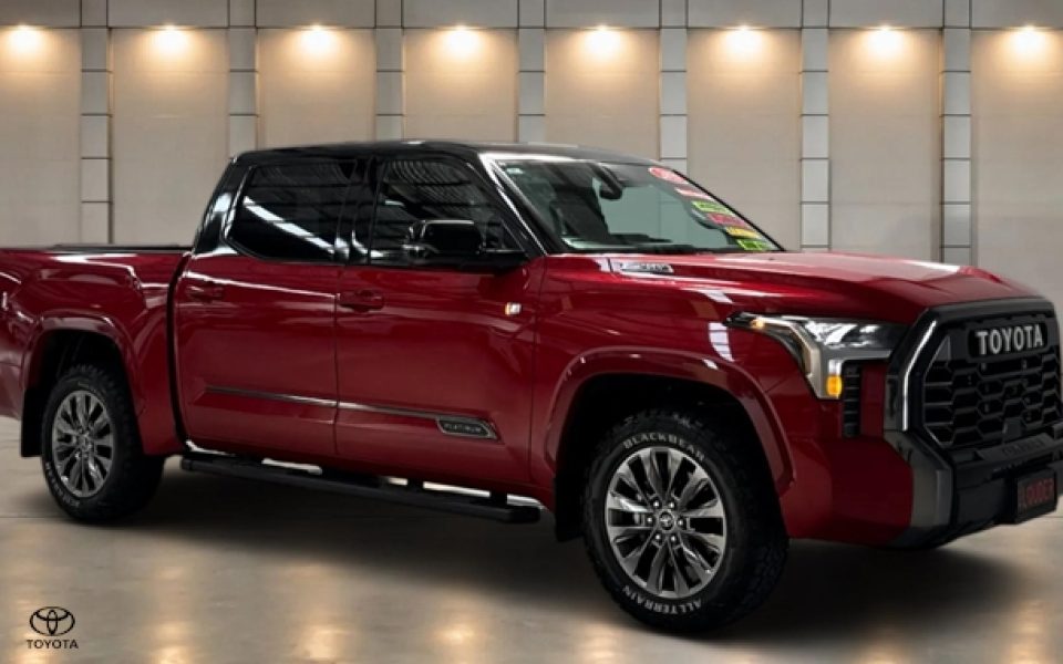 2025 Toyota Tundra Platinum