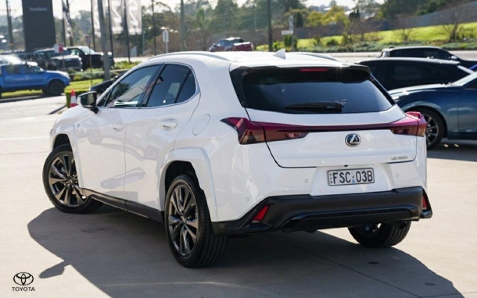 2025 Lexus UX UX300h F Sport