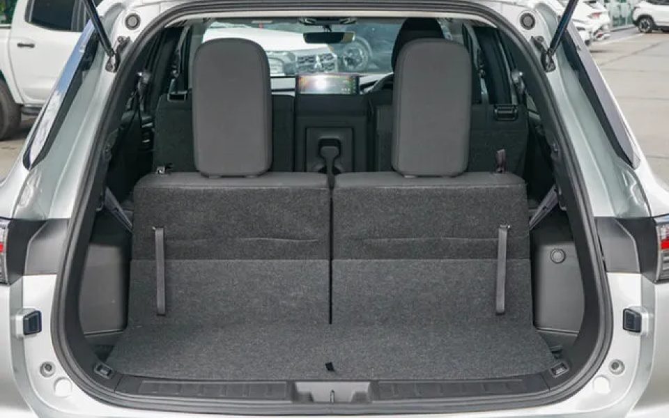 2025 Mitsubishi Outlander ZM MY25 LS 2WD Sterling Silver 8 Speed Constant Variable Wagon