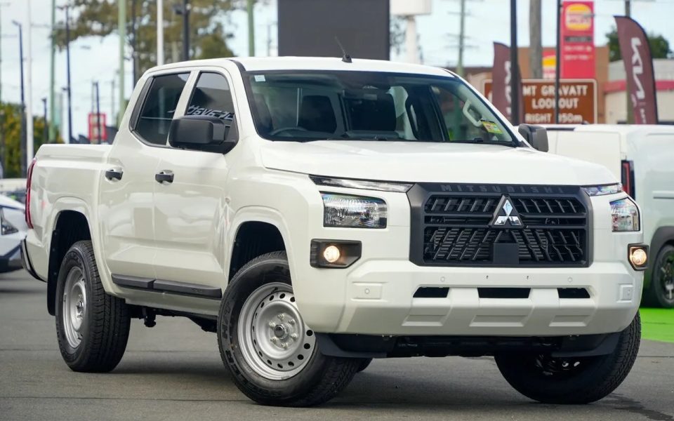 2026 Mitsubishi Triton MV MY26 GLX Pick-up Double Cab 4x2 White 6 Speed Sports Automatic Utility