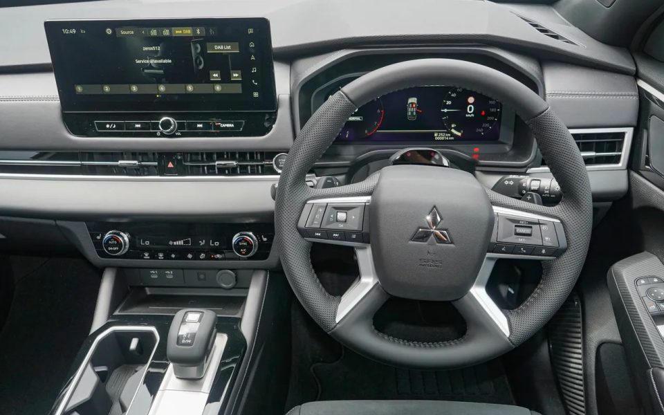 2026 Mitsubishi Outlander ZM MY26 Black Edition 2WD White Diamond 8 Speed Constant Variable Wagon