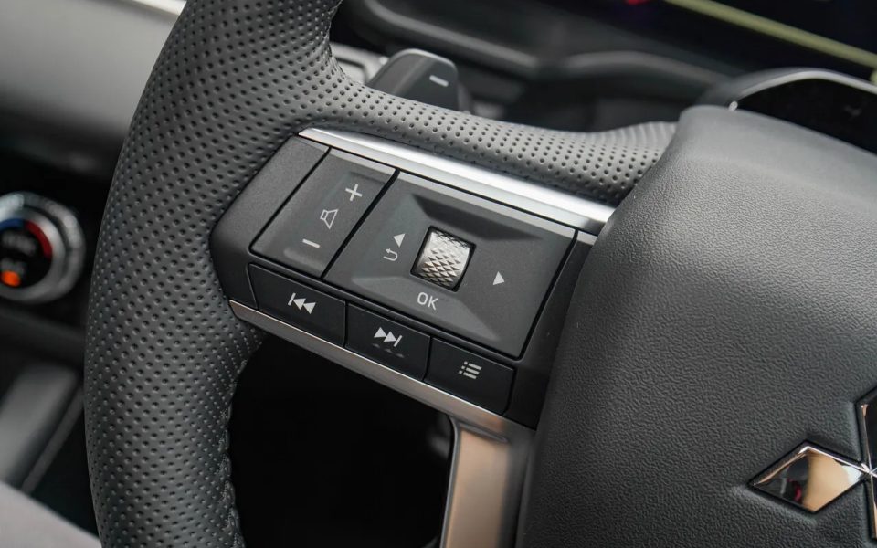 2026 Mitsubishi Outlander ZM MY26 Black Edition 2WD White Diamond 8 Speed Constant Variable Wagon