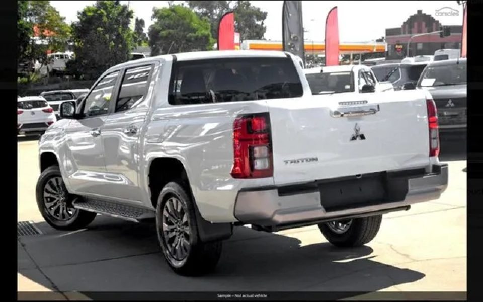 2026 Mitsubishi Triton MV MY26 GLS Pick-up Double Cab 4x4 White Diamond 6 Speed Sports Automatic